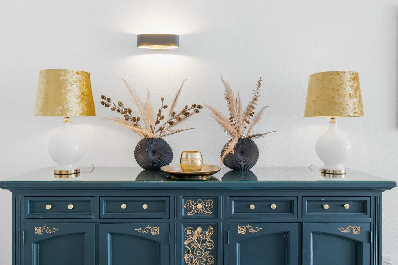 마르베야 Luxurious Frontline Penthouse In Puerto Banus 아파트